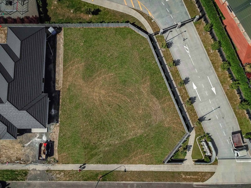 52 Johnstone Drive, Fitzherbert, Palmerston North - Carousel 2