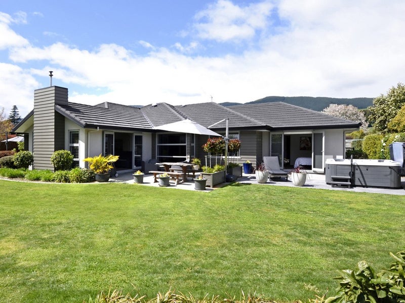 740 Main Road, Stoke, Nelson - Carousel 1