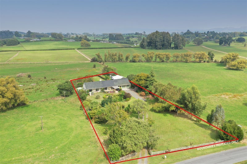 105 Barrett Road, Temple View, Hamilton - Carousel 1