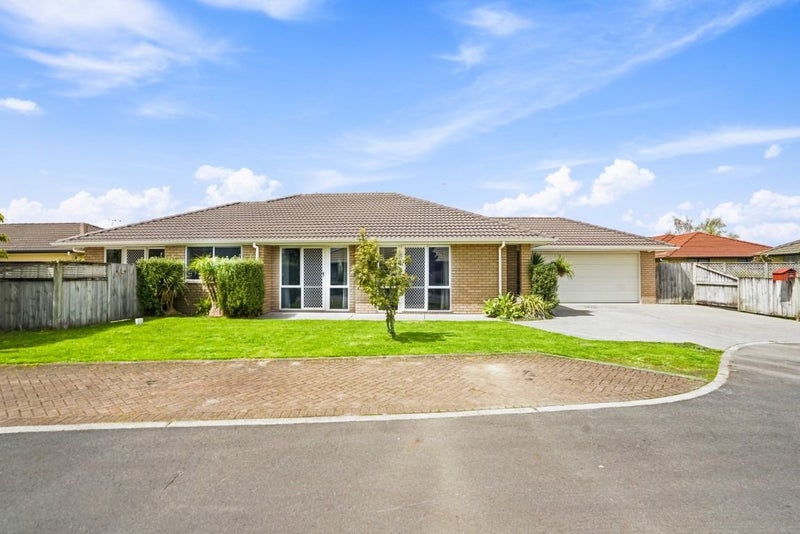 11 Holcroft Place, Huntington, Hamilton - Carousel 2