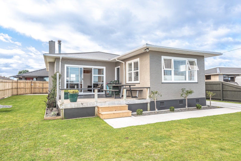 54 Somerset Road, Springvale, Whanganui - Carousel 1