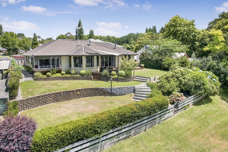 47 Millthorpe Crescent, Pukete, Hamilton - Carousel 1