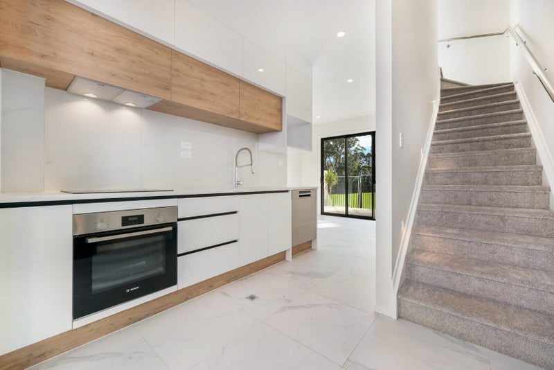 9/20 Bentley Road, Otara, Auckland - Carousel 1