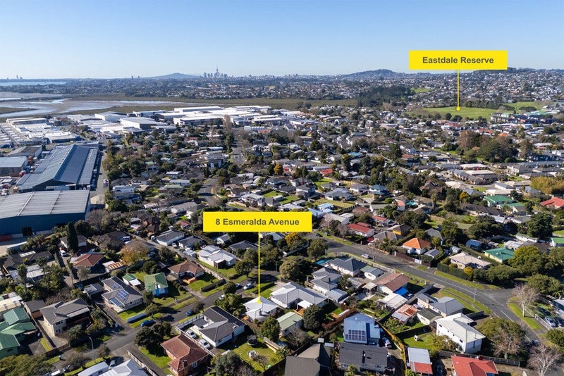 8 Esmeralda Avenue, Avondale, Auckland - Carousel 36