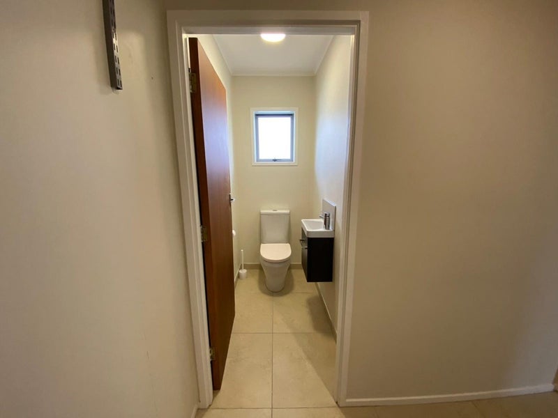 2/15 O'halloran Road, Howick, Auckland - Carousel 12