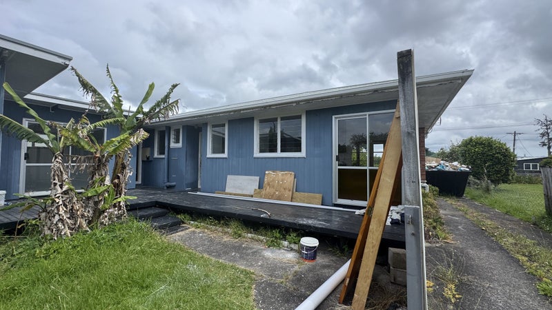 7 Abbotleigh Avenue, Te Atatu Peninsula, Auckland - Carousel 13