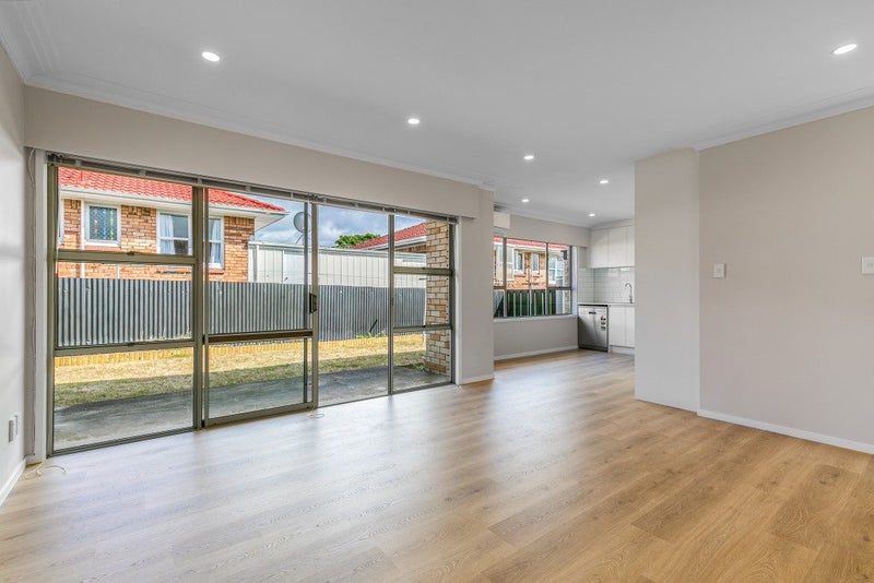 2/79 Rawhiti Road, Onehunga, Auckland - Carousel 2