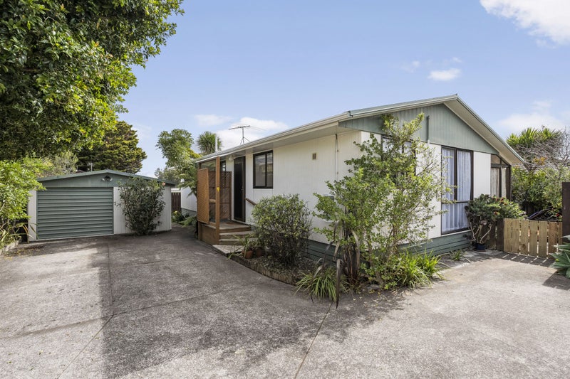 39A Minaret Drive, Bucklands Beach, Auckland - Carousel 1