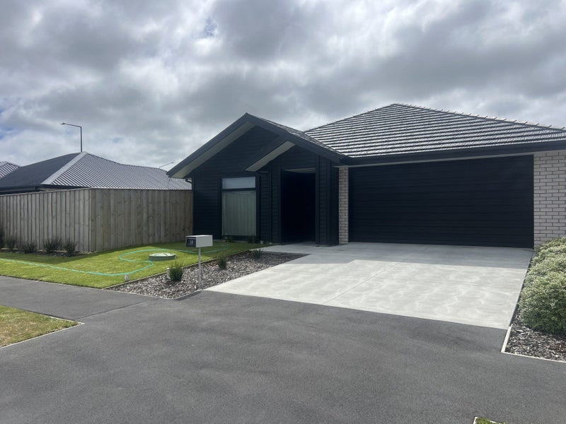 19 Pitcaithly Street, Halswell, Christchurch - Carousel 11