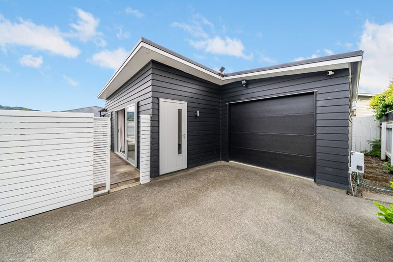 75C Ward Street, Wallaceville, Upper Hutt - Carousel 1