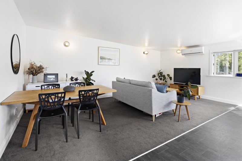 36 Oroua Street, Eastbourne, Lower Hutt - Carousel 2