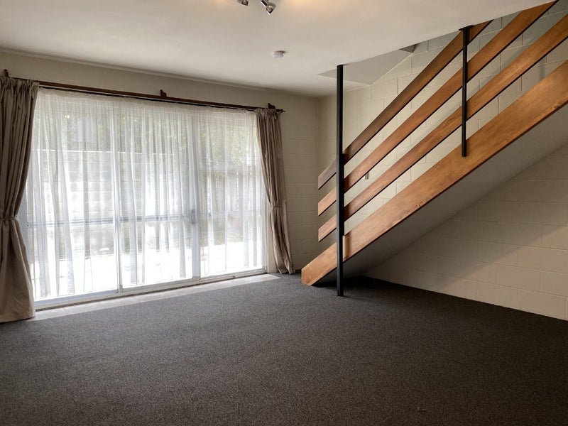 5/54 Pembroke Street, Hamilton Lake, Hamilton - Carousel 2