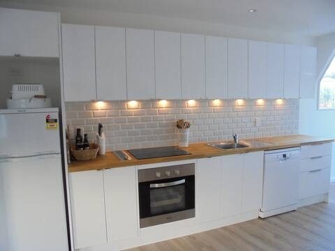 2/2 Harrowdale Drive, Avonhead, Christchurch - Carousel 2