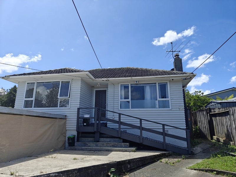 65 Routley Drive, Glen Eden, Auckland - Carousel 1