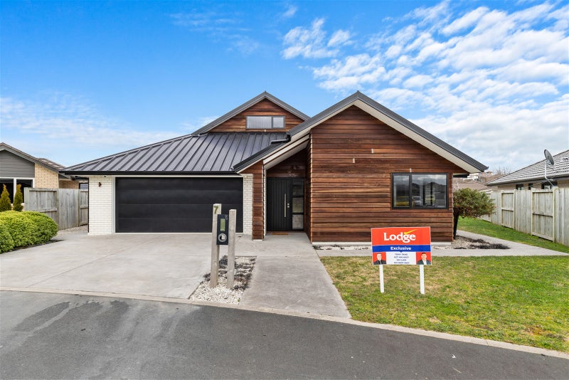 7 Buckley Way, Flagstaff, Hamilton - Carousel 1