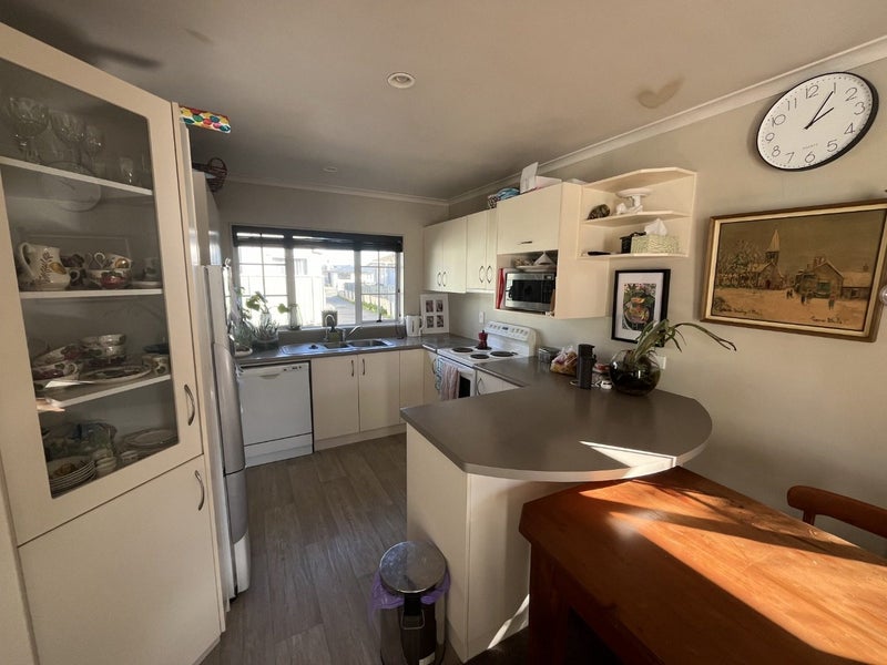 8A Hinton Road, Taradale, Napier - Carousel 2