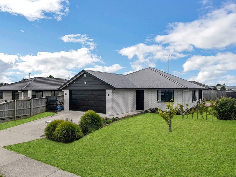 12 Cook Drive, Tuakau, Tuakau - Carousel 1