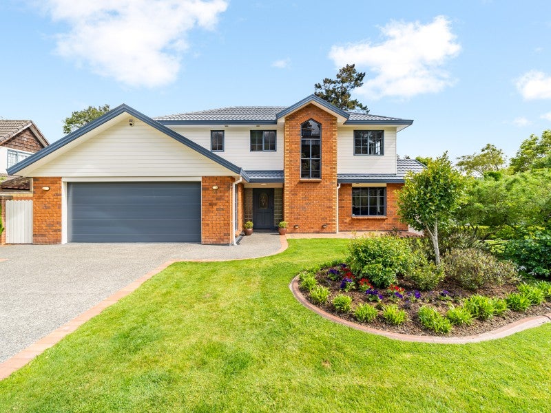 24 Mccarthy Grove, Clouston Park, Upper Hutt - Carousel 1