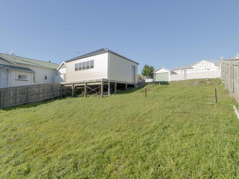 19 May Avenue, Hospital Hill, Napier - Carousel 2