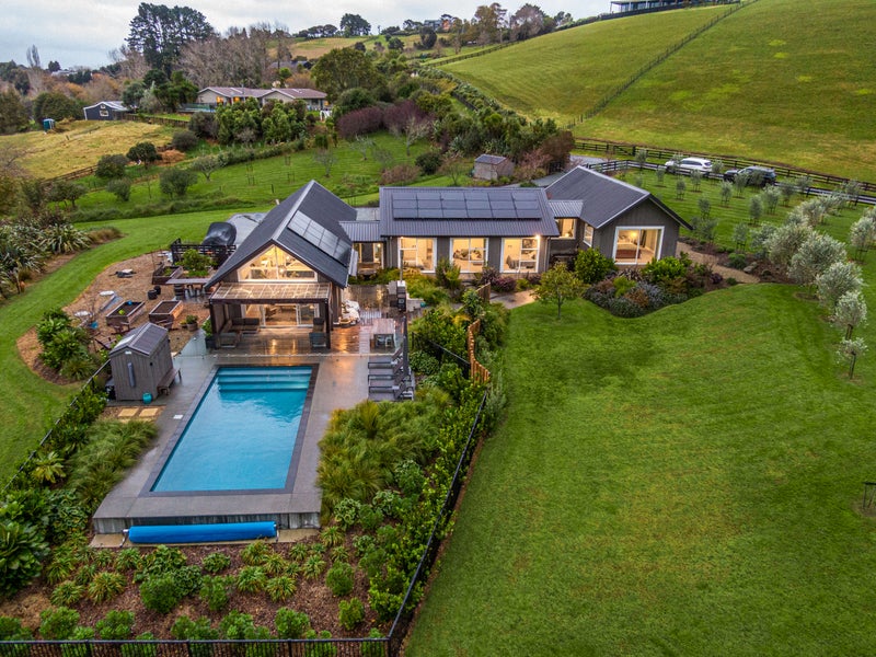 10 Tamahunga Drive, Warkworth - Carousel 1