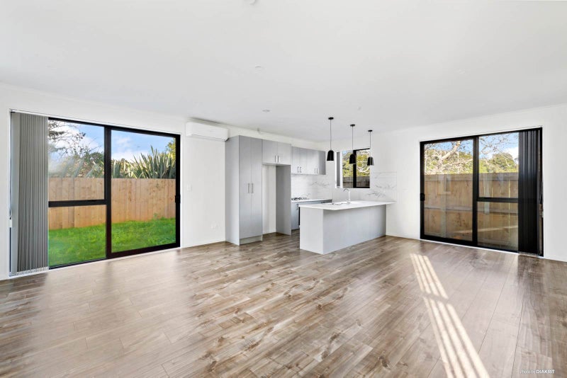 8 Vanni Lane, Pahurehure, Papakura - Carousel 2