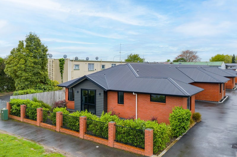 1/206 Ulster Street, Whitiora, Hamilton - Carousel 1