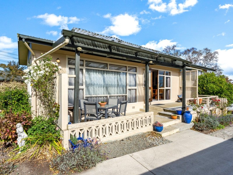 148 Perth Street, Holmes Hill, Oamaru - Carousel 1