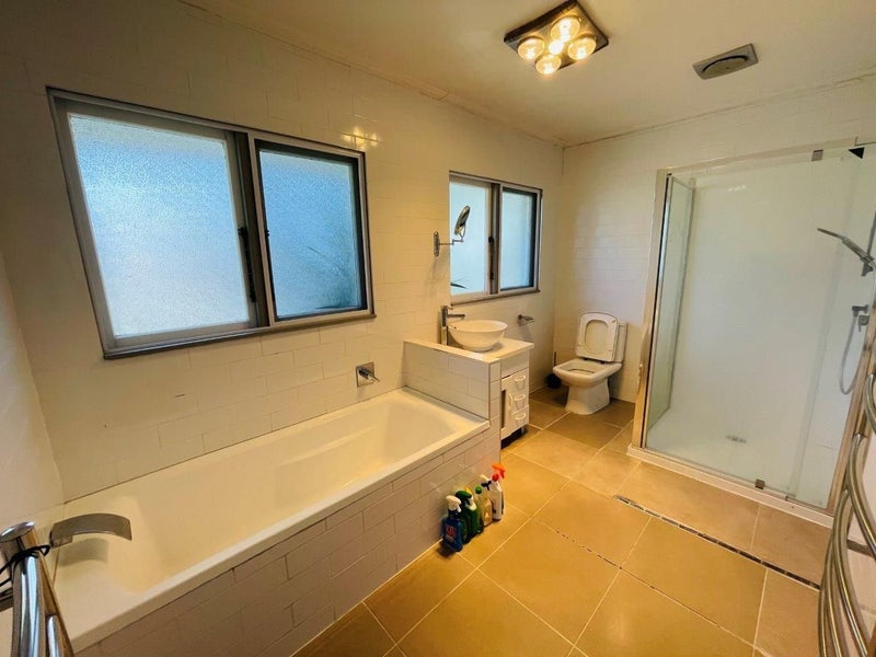 1/20 Nile Road, Milford, Auckland - Carousel 2
