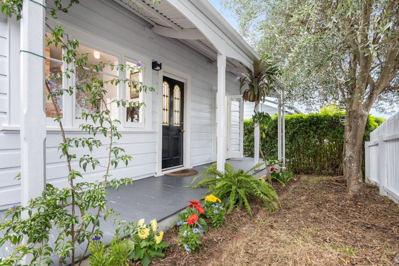 14 Bond Street, Grey Lynn, Auckland - Carousel 2