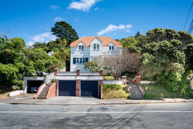 3 Hauraki Street, Karori, Wellington - Carousel 1