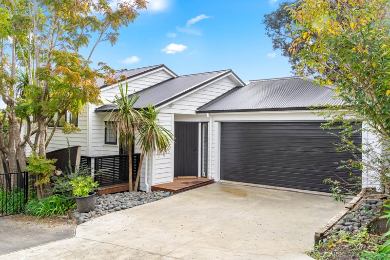 2/21 Tobruk Crescent, Milford, Auckland - Carousel 2