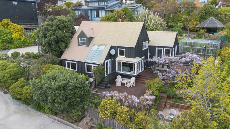 3 Westmere Lane, Mount Pleasant, Christchurch - Carousel 1