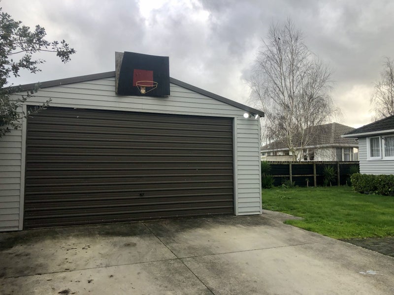 2 Burns Court, Enderley, Hamilton - Carousel 12