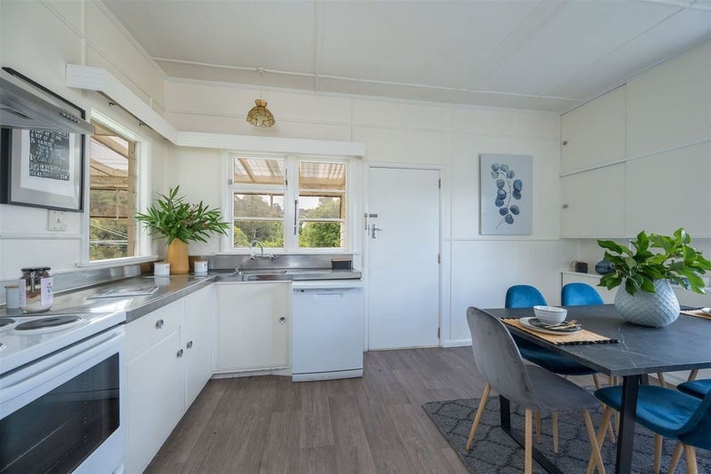 16 Jenner Road, Toi Toi, Nelson - Carousel 2