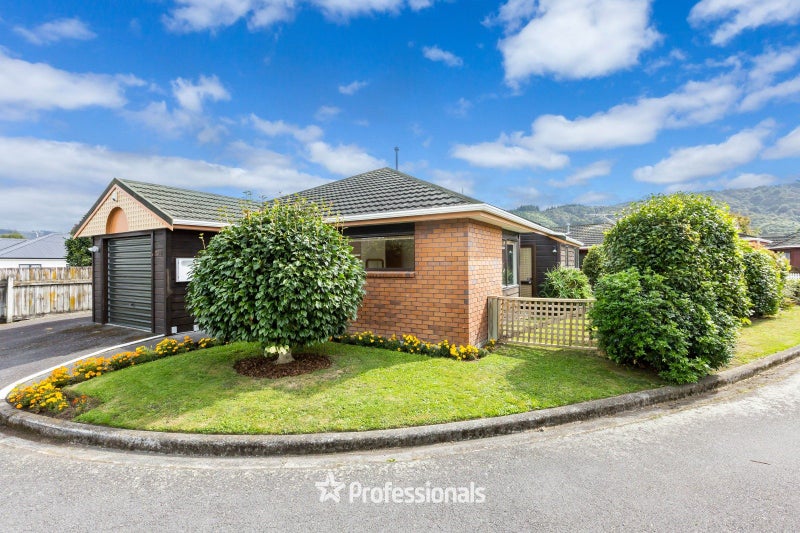 70B Gibbons Street, Ebdentown, Upper Hutt - Carousel 1