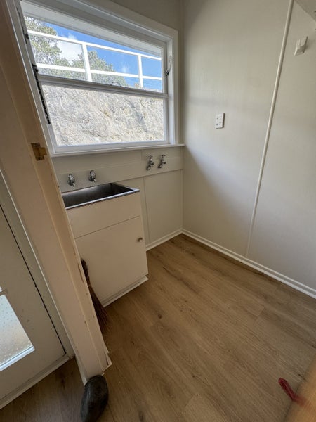 108 Warwick Street, Wilton, Wellington - Carousel 20