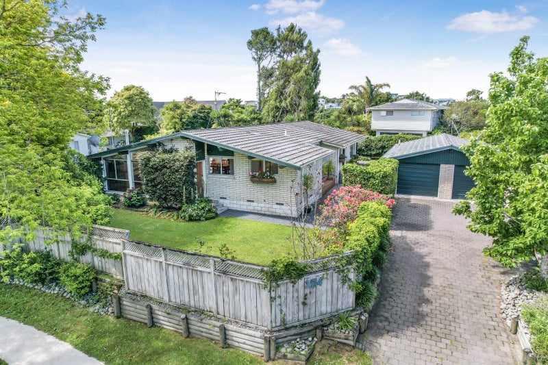 154 Totara Drive, Pukete, Hamilton - Carousel 1