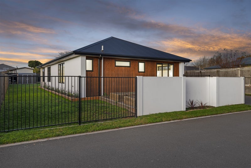 3 Growers Lane, Woolston, Christchurch - Carousel 2