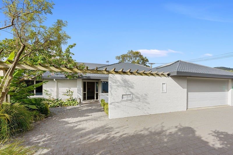 399B Te Moana Road, Waikanae - Carousel 1