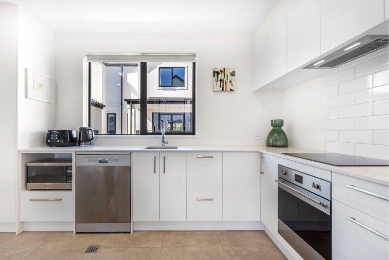 3/7 Ayr Street, Riccarton, Christchurch - Carousel 2