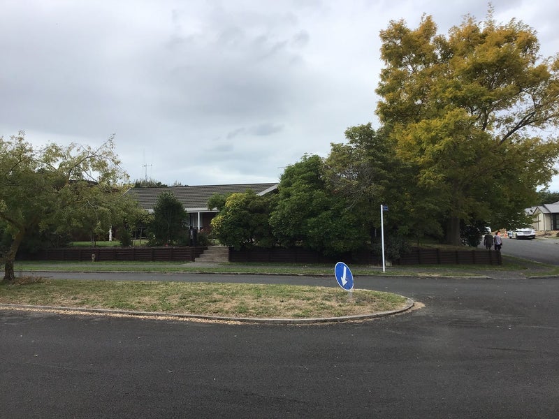 87 Harrowfield Drive, Harrowfield, Hamilton - Carousel 1