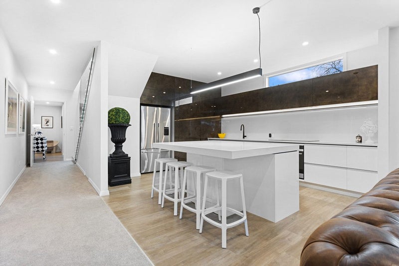 2 Snowdon Road, Fendalton, Christchurch - Carousel 2