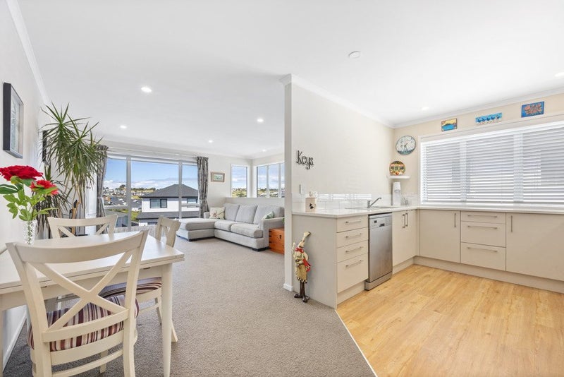 101 Voyager Drive, Gulf Harbour, Whangaparaoa - Carousel 2