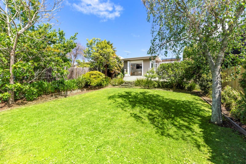 87 Old Mill Road, Westmere, Auckland - Carousel 2
