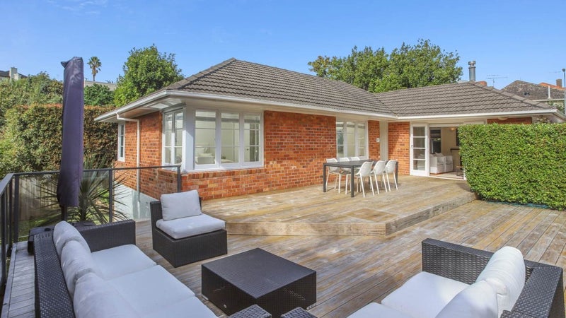 47 Rukutai Street, Orakei, Auckland - Carousel 1