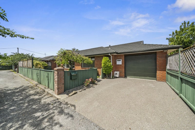 27B Kiln Street, Silverstream, Upper Hutt - Carousel 2
