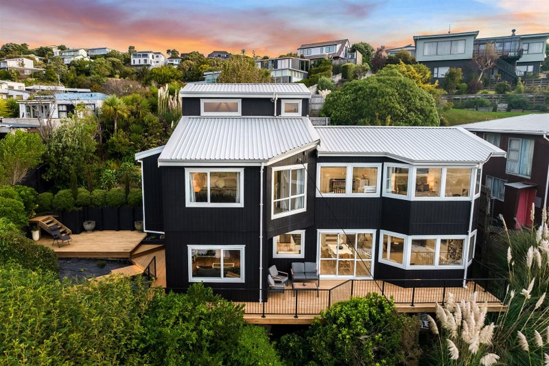 2A Paremata Crescent, Paremata, Porirua - Carousel 2