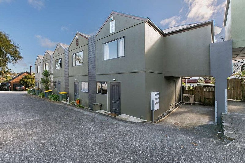 5/44 Fields Parade, Oteha, Auckland - Carousel 1