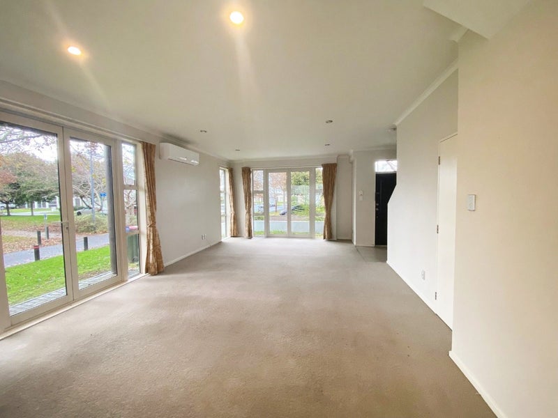 27 McGinty Street, Takanini, Auckland - Carousel 2