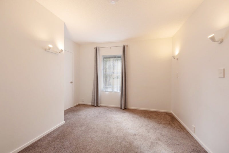 2/161 Glenmore Street, Kelburn, Wellington - Carousel 1